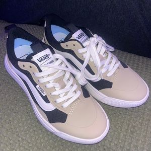 Vans Ultra Range Shoes